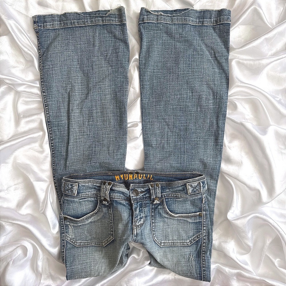 Hydraulic Low Rise Flare Jeans Medium Wash Y2K Patch Pocket Denim Size 5/6